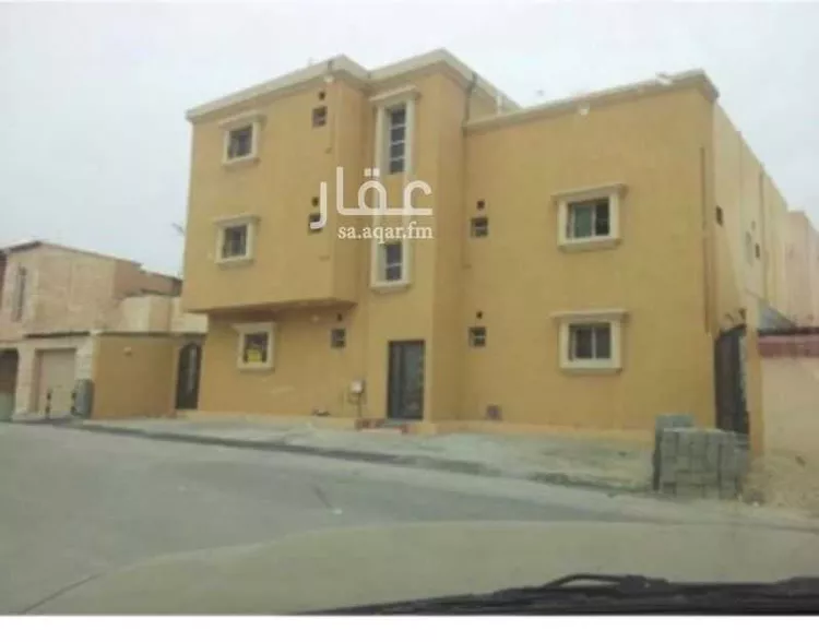 Building for Sale in Safwa Al Hazm
