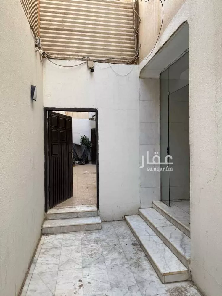 مكتب تجاري للإيجار في شارع عامر بن أبي الحسن, حي الإزدهار, مدينة الرياض, منطقة الرياض صورة 3