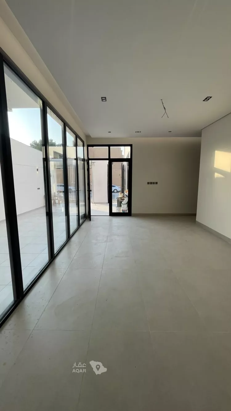 Villa for Sale in Riyadh Badr 9