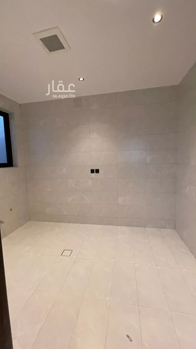 دور للبيع في شارع قبلان, حي بدر, مدينة الرياض, منطقة الرياض صورة 5