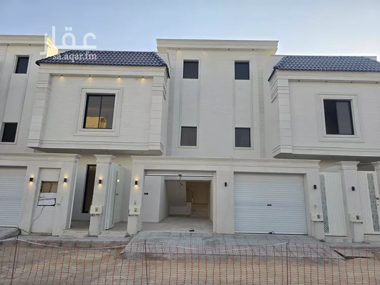 دور للبيع في شارع محمد المنتصر, حي عكاظ, مدينة الرياض, منطقة الرياض صورة 2