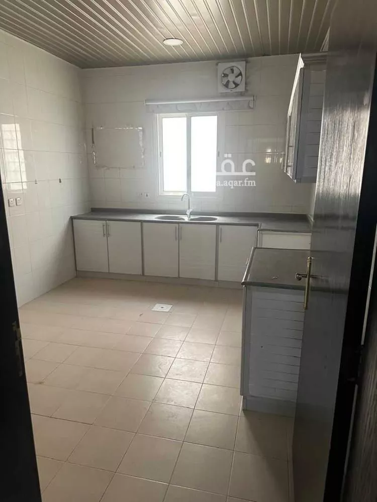 شقة للإيجار في شارع المطار 21, حي المطار, مدينة بقيق, المنطقة الشرقية صورة 5