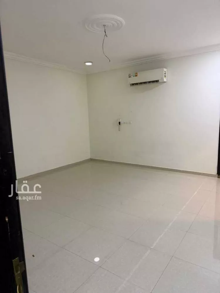 شقة للإيجار في شارع المطار 21, حي المطار, مدينة بقيق, المنطقة الشرقية صورة 4