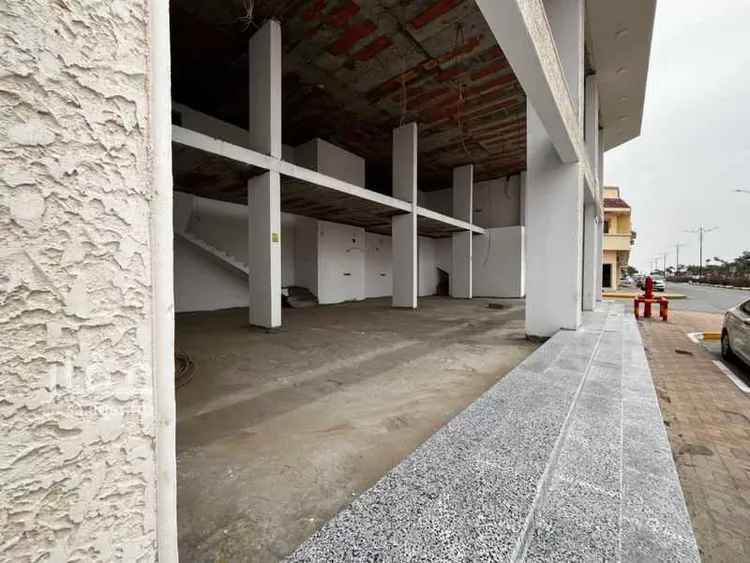 محل للإيجار في شارع القطيف, حي المدينة, مدينة بقيق, المنطقة الشرقية صورة 3