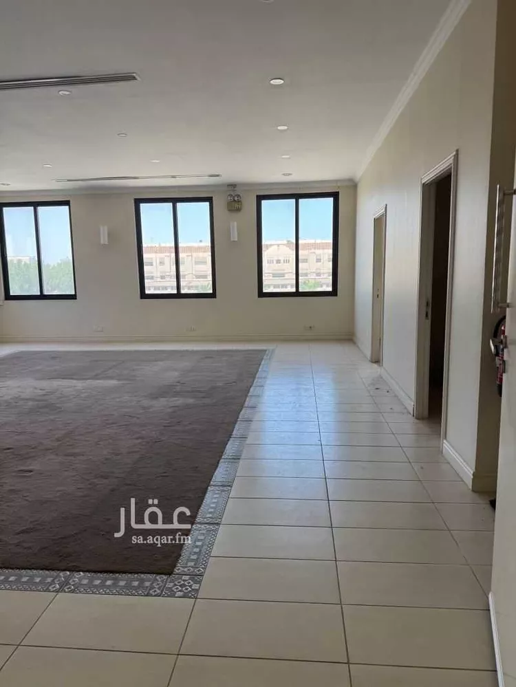 مكتب تجاري للإيجار في شارع الامير سعد بن عبدالعزيز, حي الخبرالشمالية, مدينة الخبر, المنطقة الشرقية 7