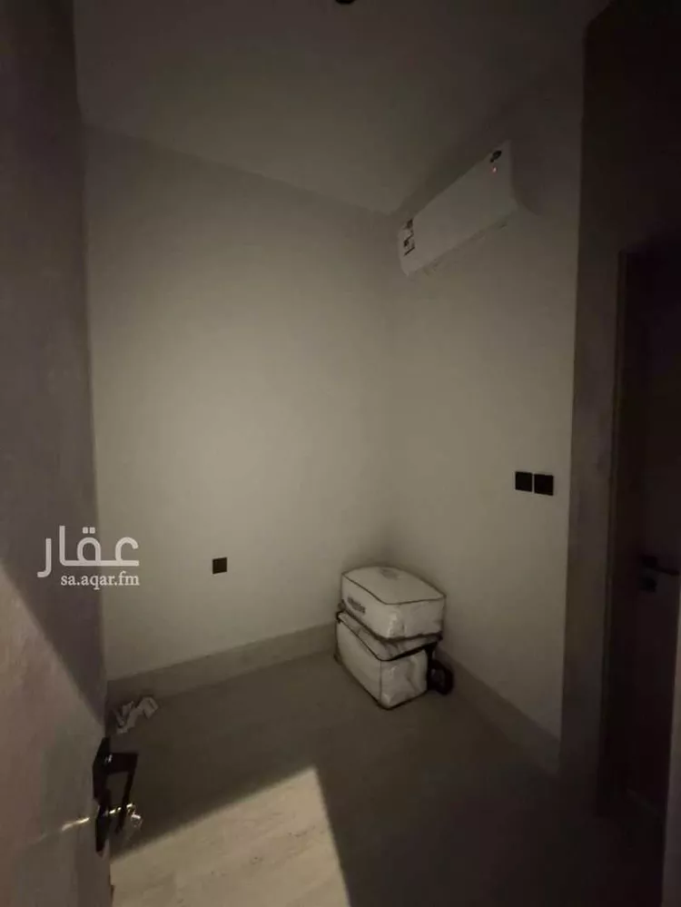 شقة للبيع في شارع الونان, حي الحمراء, مدينة الخبر, المنطقة الشرقية 1 صورة
