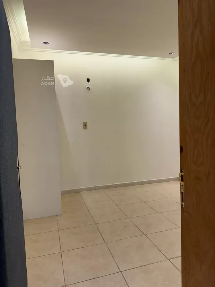 شقة للإيجار في شارع الامير فواز ابن عبدالعزيز, حي الخبرالشمالية, مدينة الخبر, المنطقة الشرقية 4