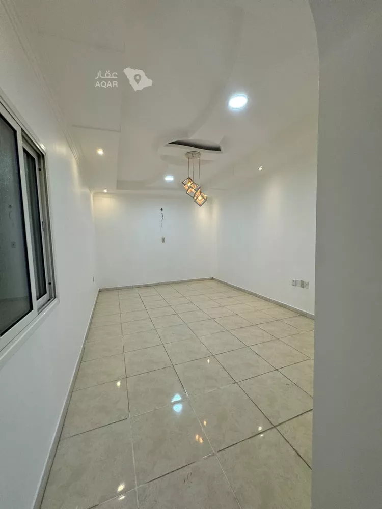 شقة للإيجار في شارع الامير فواز ابن عبدالعزيز, حي الخبرالشمالية, مدينة الخبر, المنطقة الشرقية 8