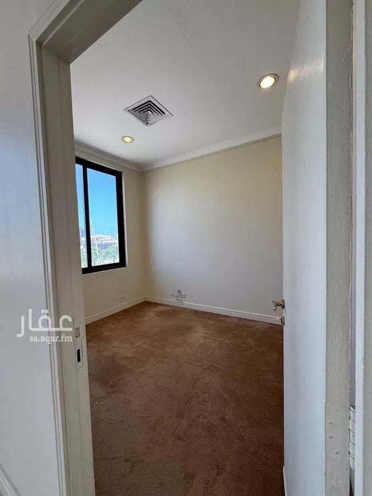Commercial Office for Rent in Al Khobar Al Khobar Al Shamalia صورة 3