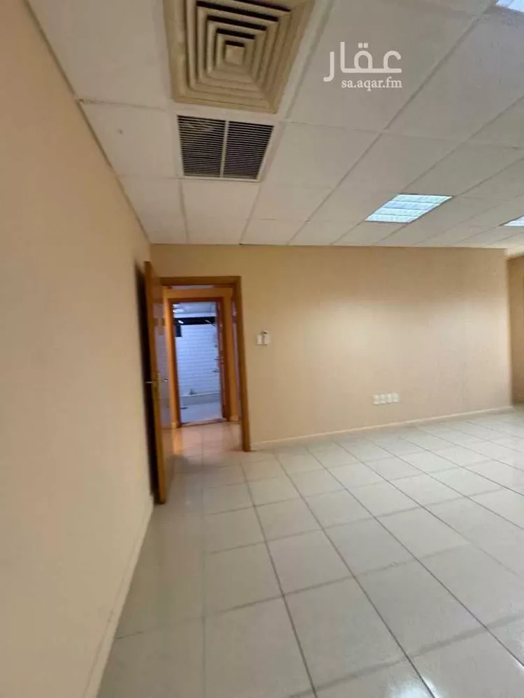 عمارة للإيجار في شارع الامير منصور ابن عبدالعزيز, حي الخبرالشمالية, مدينة الخبر, المنطقة الشرقية صورة 2