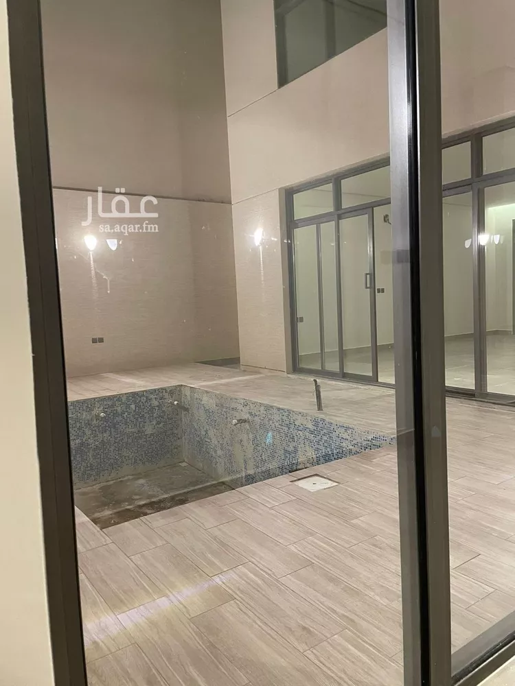 فيلا للبيع في شارع السيد عبدالله شطا, حي المهدية, مدينة الرياض, منطقة الرياض صورة 2