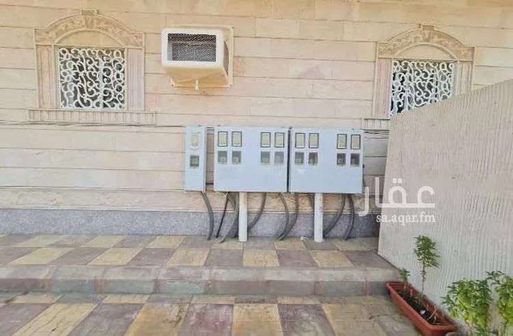 عمارة للبيع في شارع عبد الوهاب إبراهيم اشي, حي السويس 1, مدينة جازان, منطقة جازان صورة 3