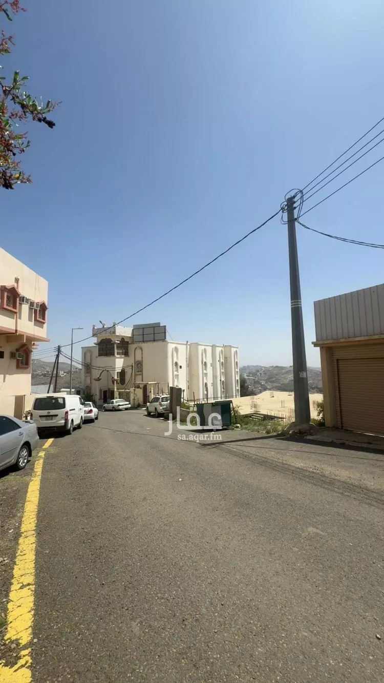 أرض للبيع في شارع معدان بن ربيعة, حي النزهة, مدينة الباحة, منطقة الباحة صورة 2