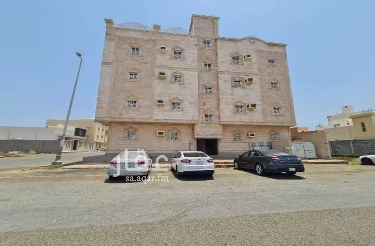 عمارة للبيع في شارع عبد الوهاب إبراهيم اشي, حي السويس 1, مدينة جازان, منطقة جازان