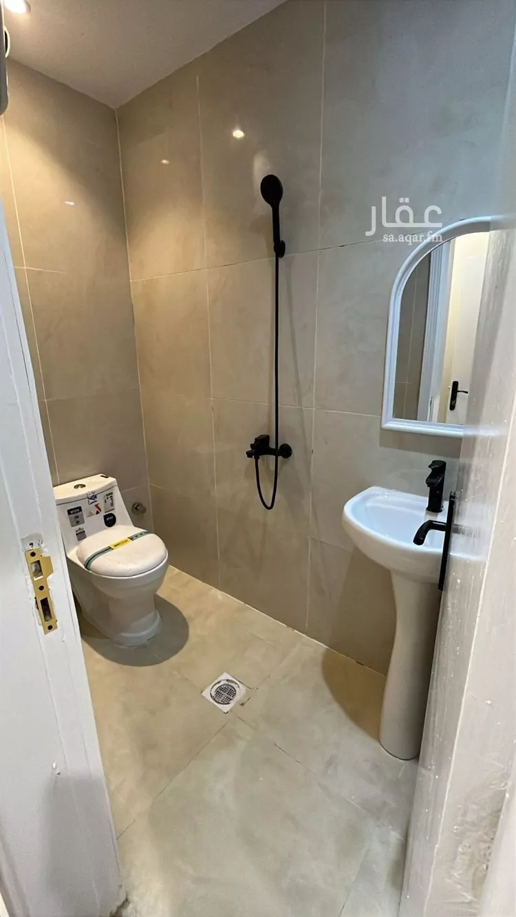 شقة للإيجار في شارع علي بن أبي طالب, حي الملز, مدينة الرياض, منطقة الرياض صورة 2