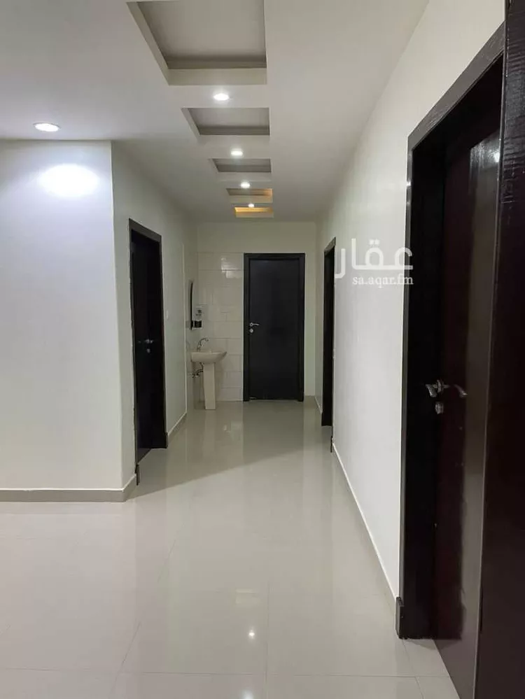 شقة للإيجار في شارع سكاكا ، حي ظهرة لبن ، الرياض ، منطقة الرياض