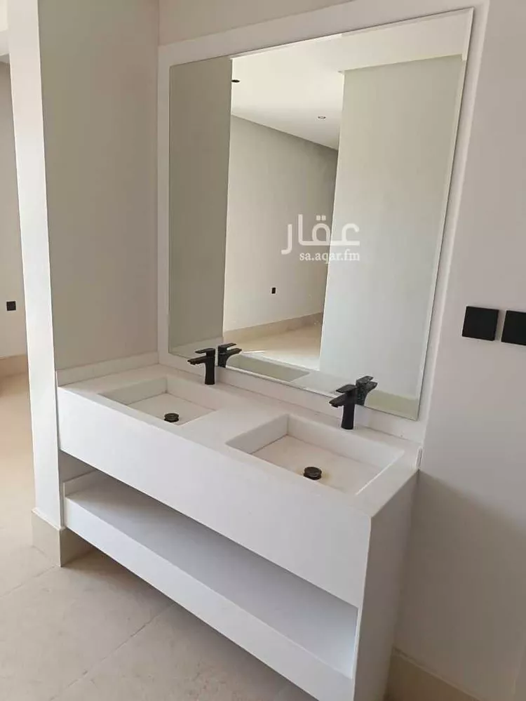 فيلا للإيجار في شارع الصمة الأصغر, حي العليا, مدينة الرياض, منطقة الرياض صورة 5