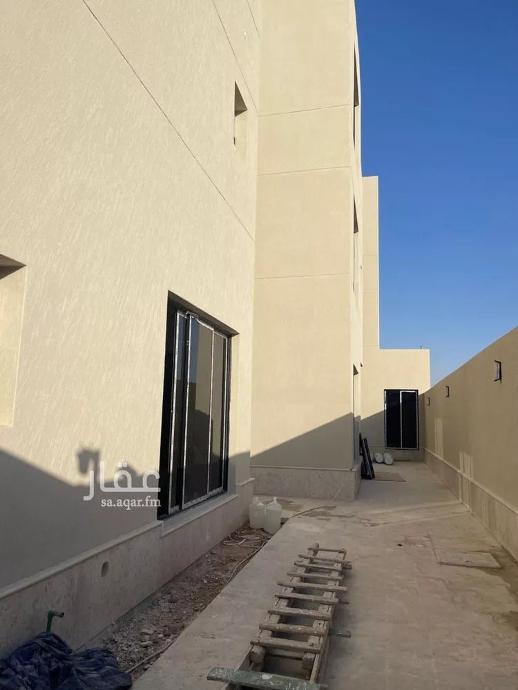فيلا للبيع في شارع إسماعيل الصائغ, حي المهدية, مدينة الرياض, منطقة الرياض صورة 2