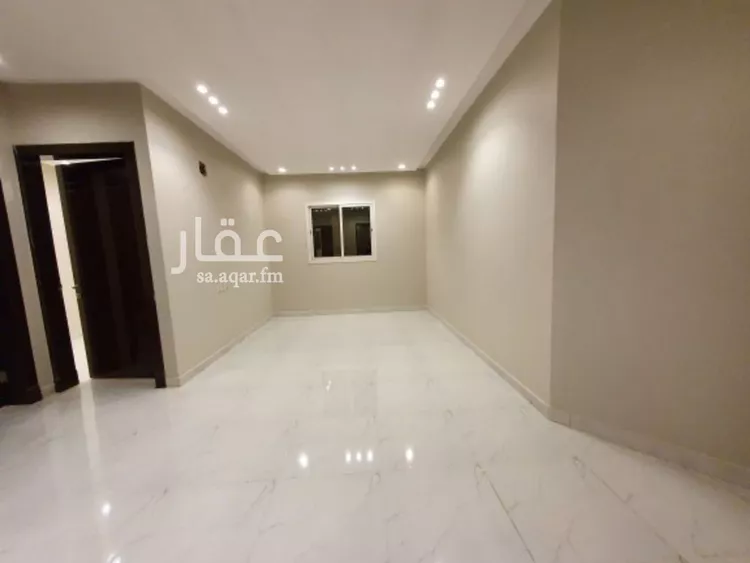 شقة للإيجار في شارع رحمة الله السندي, حي عكاظ, مدينة الرياض, منطقة الرياض