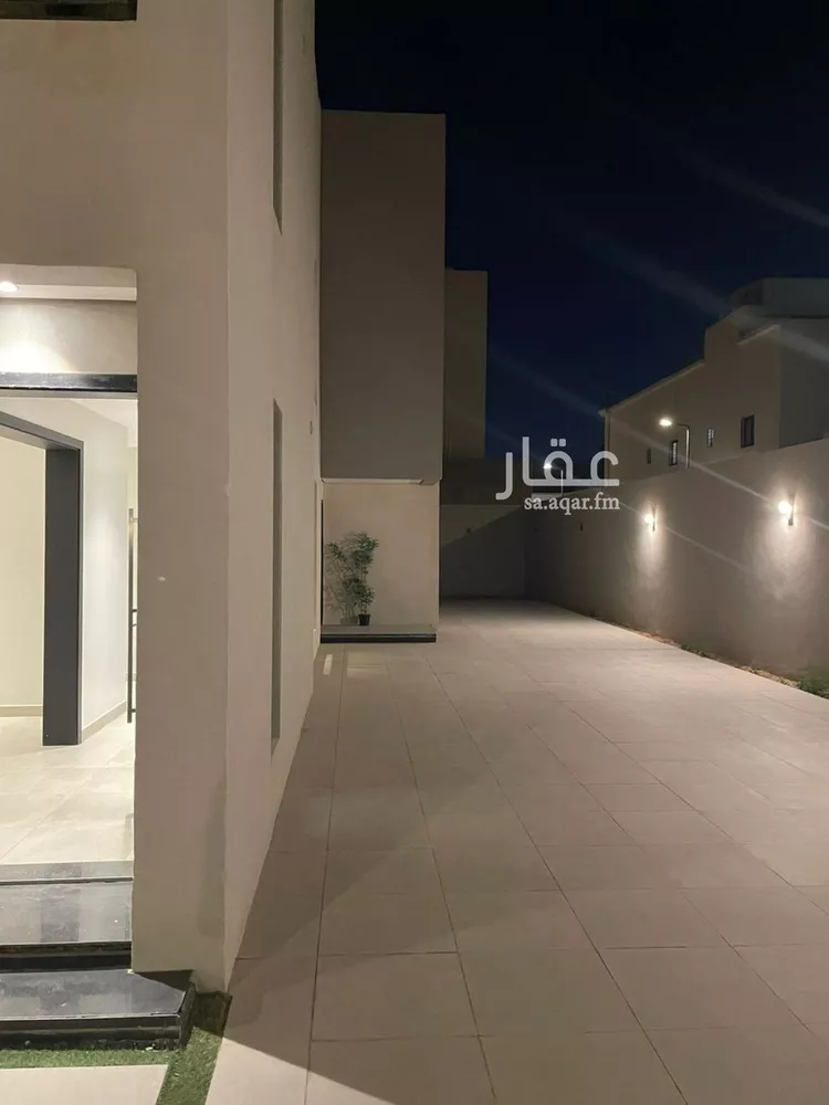 فيلا للإيجار في شارع حسن الشاعر, حي عكاظ, مدينة الرياض, منطقة الرياض صورة 3