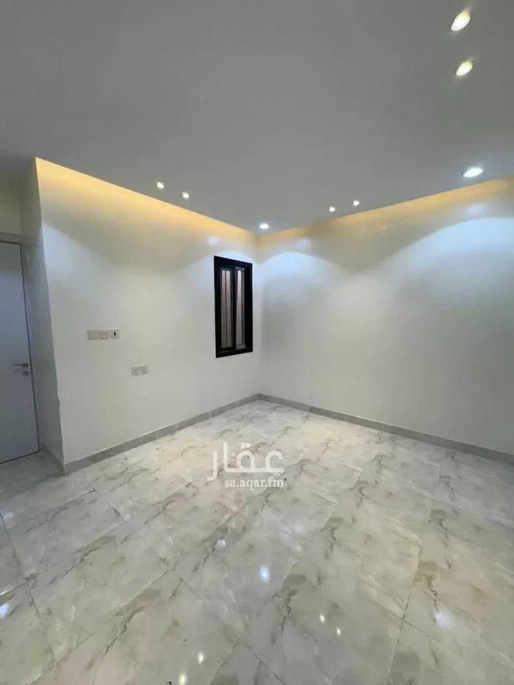 شقة للإيجار في شارع رحمة الله السندي, حي عكاظ, مدينة الرياض, منطقة الرياض 7