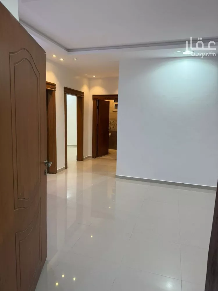 شقة للإيجار في شارع رحمة الله السندي, حي عكاظ, مدينة الرياض, منطقة الرياض