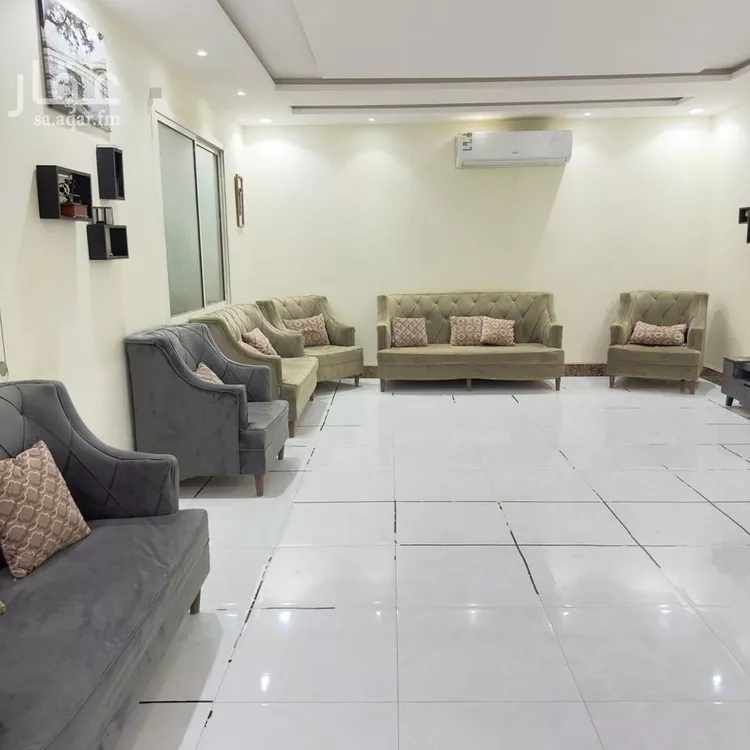 فيلا للإيجار في شارع حسن الشاعر, حي عكاظ, مدينة الرياض, منطقة الرياض