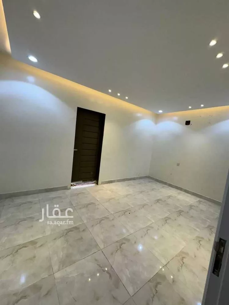 شقة للإيجار في شارع رحمة الله السندي, حي عكاظ, مدينة الرياض, منطقة الرياض 6