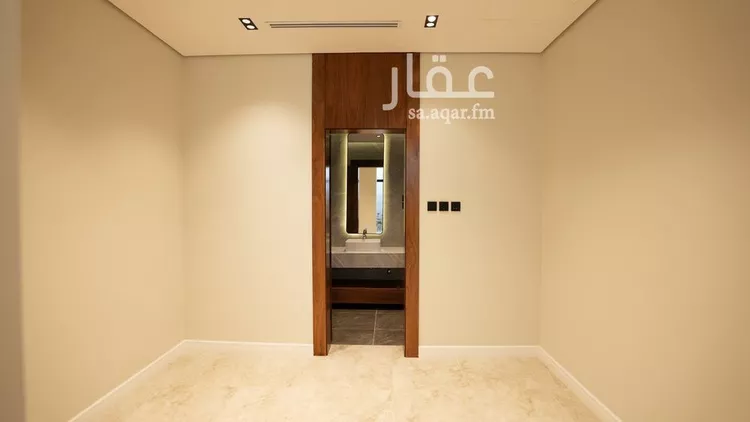 دور للبيع في شارع مصطفى عبدالرزاق, حي العارض, مدينة الرياض, منطقة الرياض صورة 4