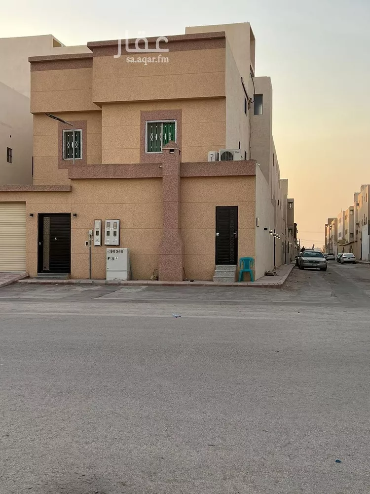 فيلا للبيع في شارع عبدالله بن الشاعر, حي الرمال, مدينة الرياض, منطقة الرياض