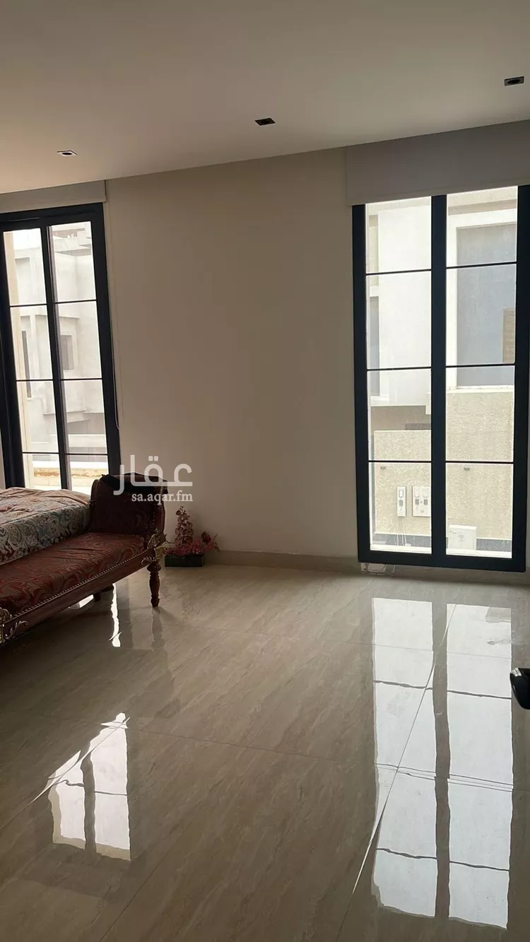 فيلا للبيع في شارع فيصل بن بندر , حي النرجس, مدينة الرياض, منطقة الرياض 8