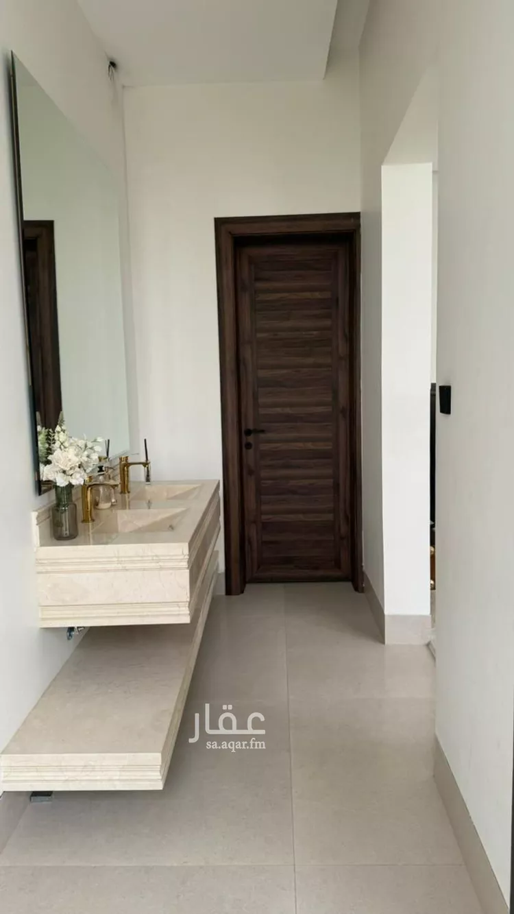 فيلا للبيع في شارع فيصل بن بندر , حي النرجس, مدينة الرياض, منطقة الرياض صورة 5