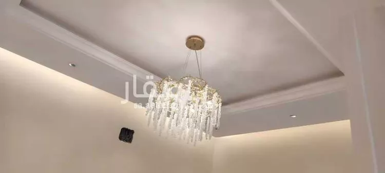 فيلا للبيع في شارع قرن المنازل, حي الصواري, مدينة الخبر, المنطقة الشرقية 8