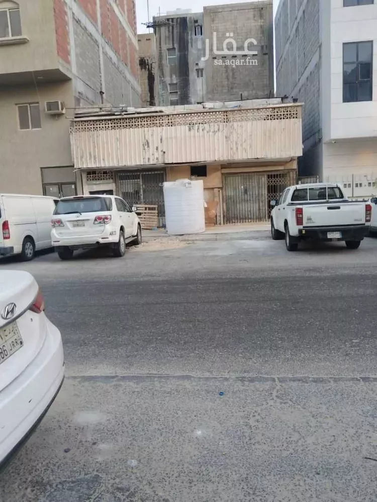 عمارة للبيع في شارع الثالث عشر, حي الثقبة, مدينة الخبر, المنطقة الشرقية