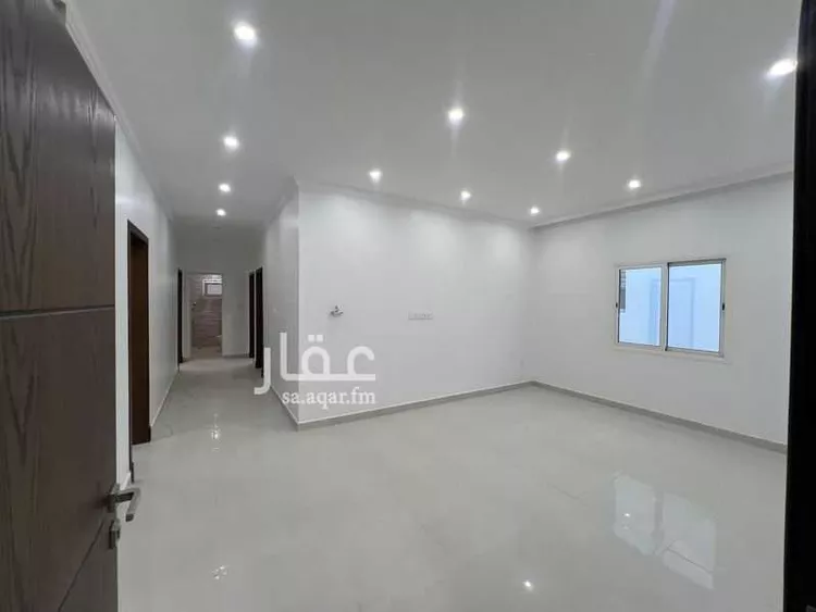 فيلا للبيع في شارع البكير, حي الصواري, مدينة الخبر, المنطقة الشرقية 13
