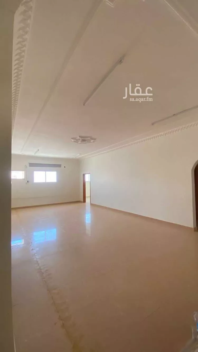 Floor for Rent in Al Majmaah Al Yarmouk