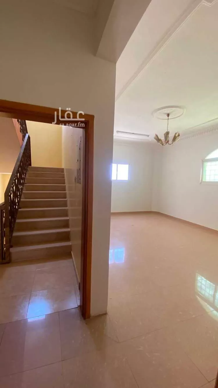 Floor for Rent in Al Majmaah Al Yarmouk صورة 4