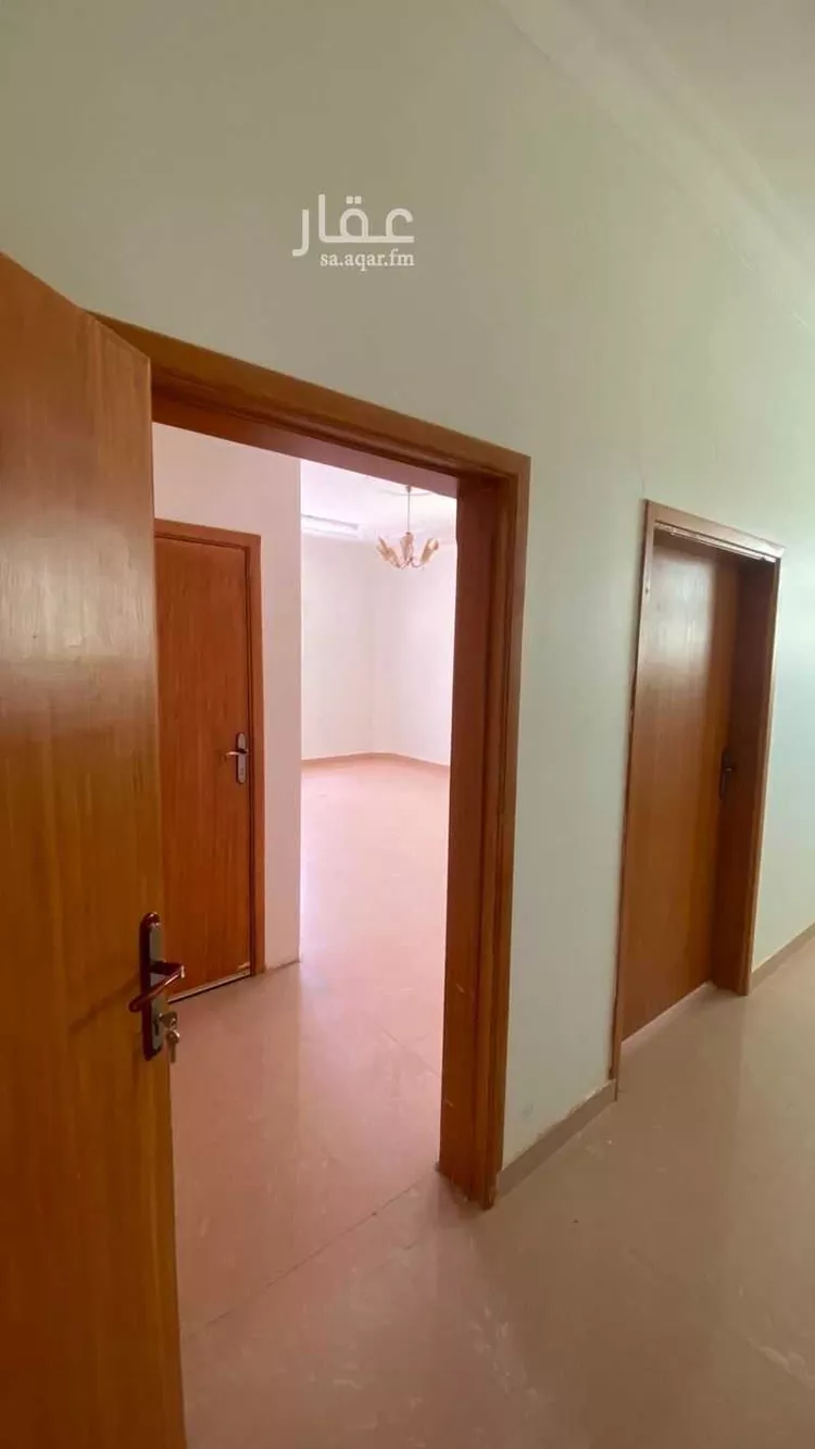 Floor for Rent in Al Majmaah Al Yarmouk صورة 3