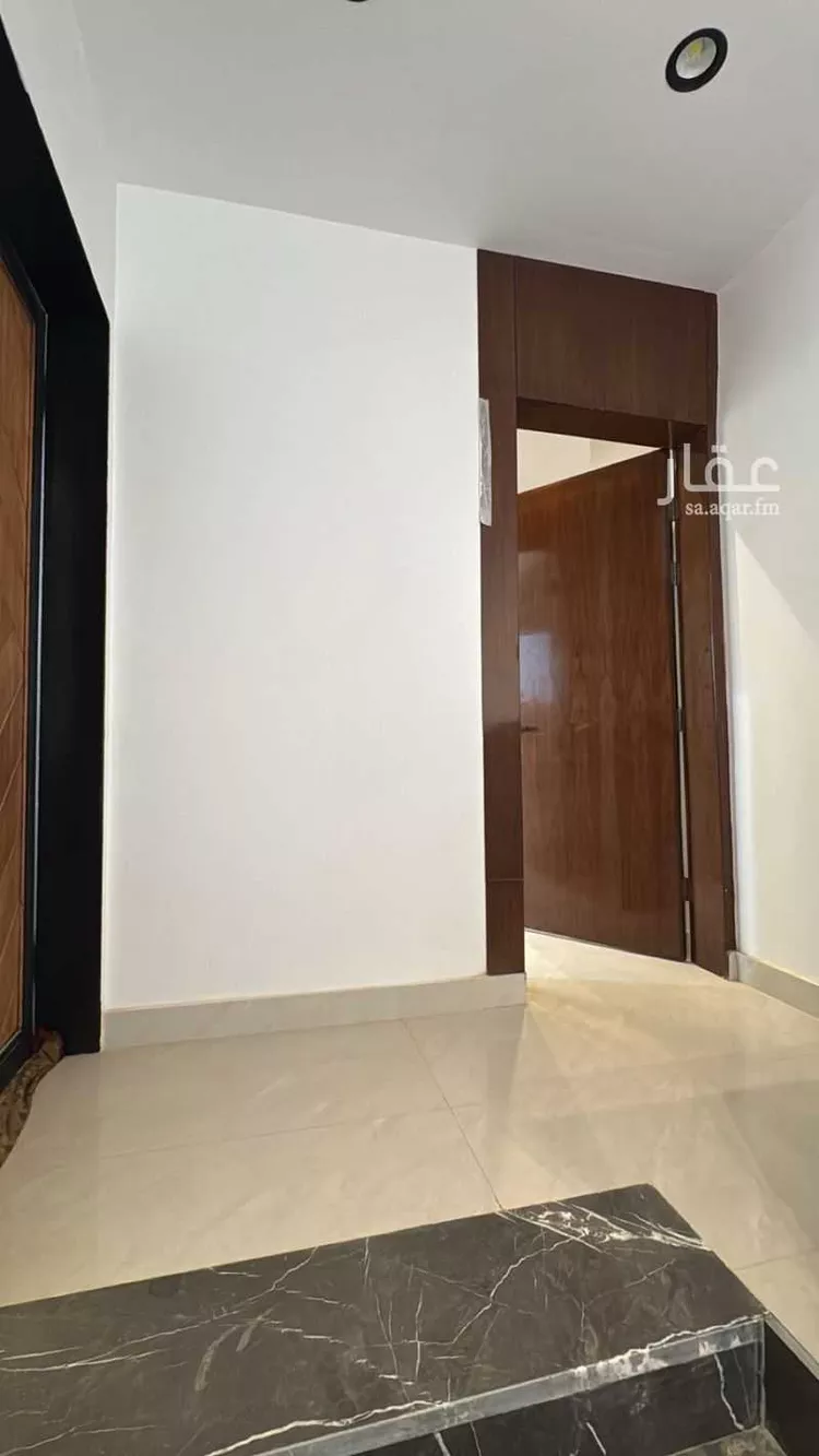 عمارة للبيع في شارع شارع20, حي الرمال, مدينة الرياض, منطقة الرياض صورة 2