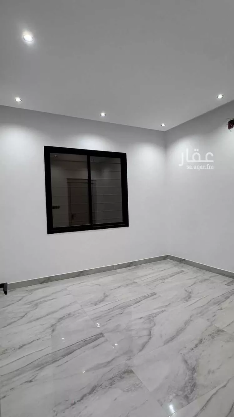 دور للبيع في شارع إسماعيل المصري, حي الرمال, مدينة الرياض, منطقة الرياض صورة 4