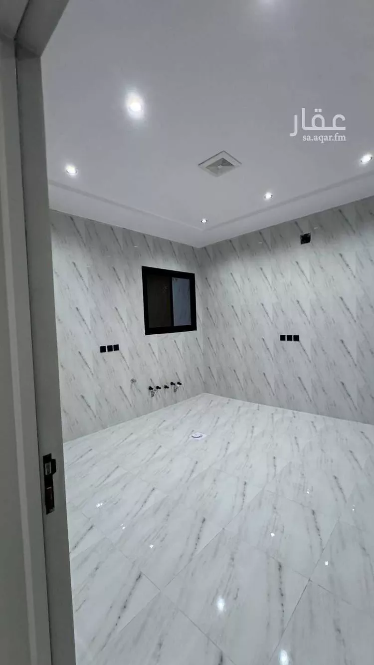 دور للبيع في شارع إسماعيل المصري, حي الرمال, مدينة الرياض, منطقة الرياض صورة 5