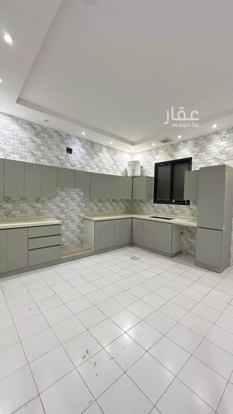 فيلا للإيجار في شارع عبدالرحمن الأنصاري, حي الرمال, مدينة الرياض, منطقة الرياض