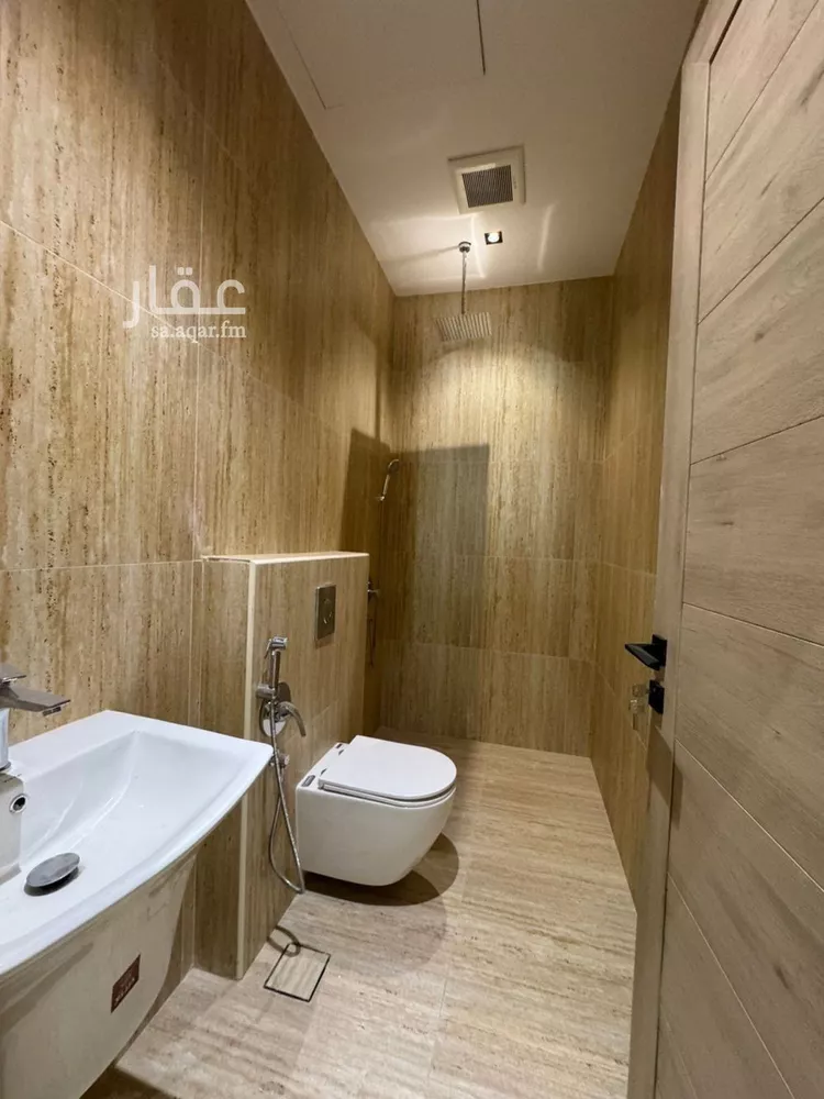 دور للبيع في شارع شافع بن صالح, حي النرجس, مدينة الرياض, منطقة الرياض صورة 4