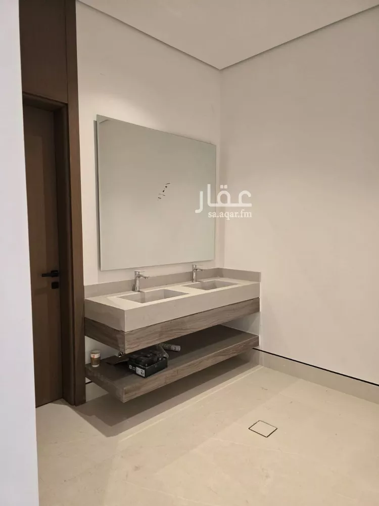 دور للبيع في شارع رقم 448, حي النرجس, مدينة الرياض, منطقة الرياض صورة 3