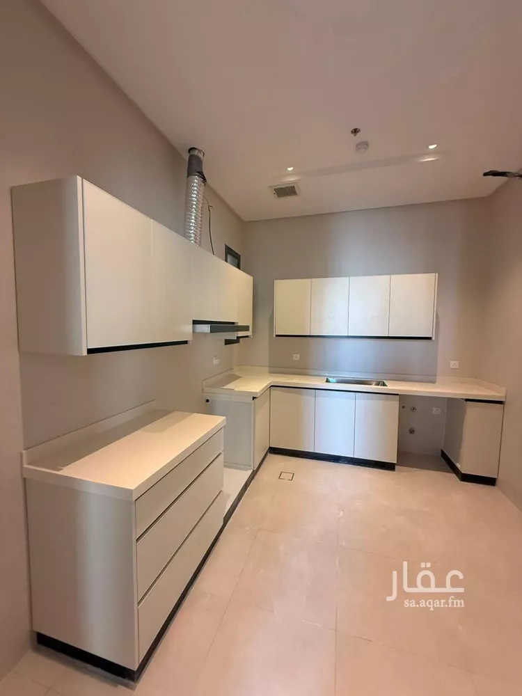 شقة للإيجار في شارع ابن عبدالظاهر, حي العارض, مدينة الرياض, منطقة الرياض 16
