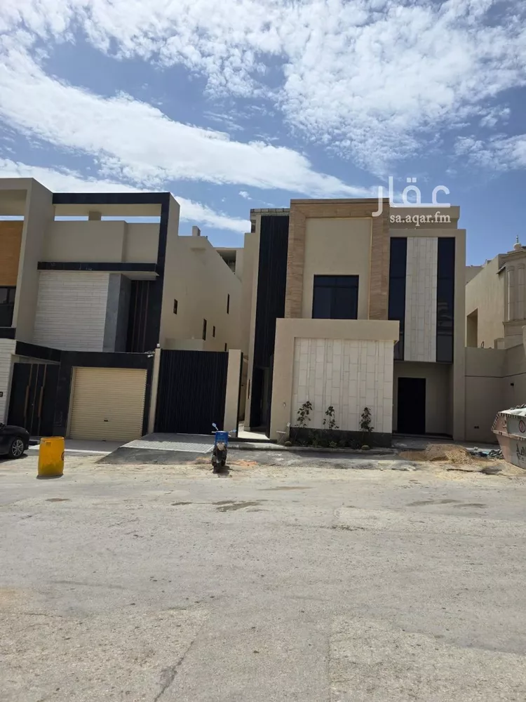 دور للبيع في شارع رقم 448, حي النرجس, مدينة الرياض, منطقة الرياض 1 صورة