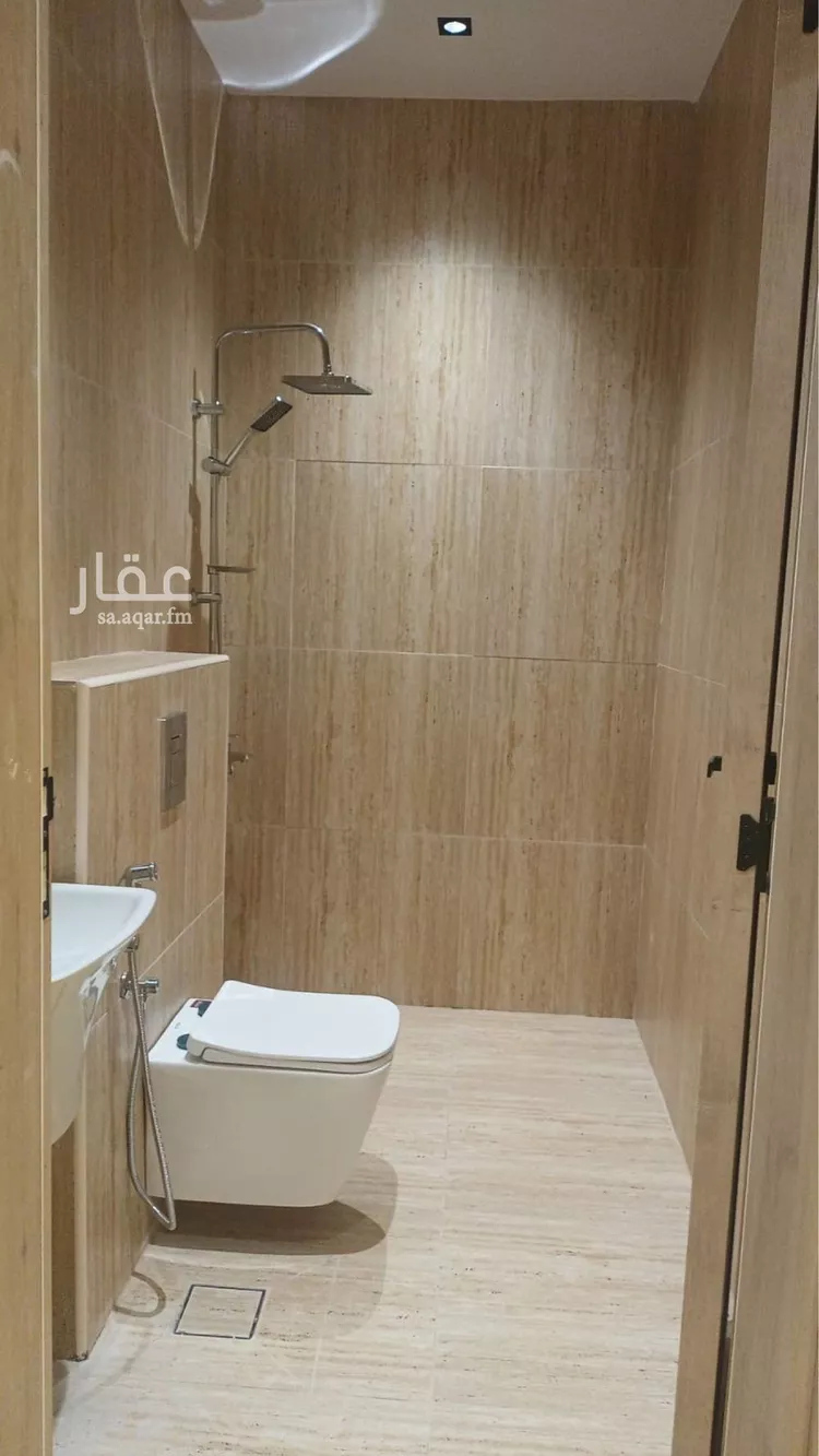 دور للبيع في شارع شافع بن صالح, حي النرجس, مدينة الرياض, منطقة الرياض صورة 4