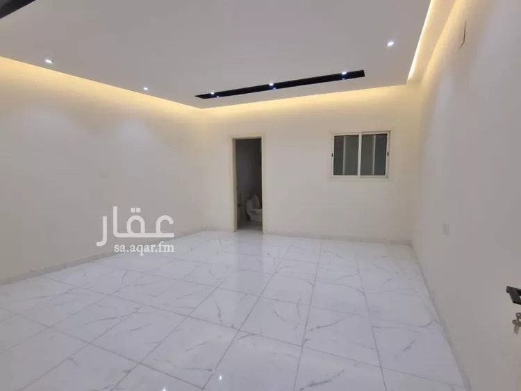 دور للبيع في شارع الحويمة, حي عكاظ, مدينة الرياض, منطقة الرياض صورة 2