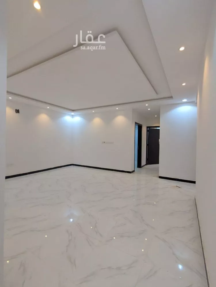 فيلا للبيع في شارع المطاوي, حي العريجاء الغربي, مدينة الرياض, منطقة الرياض صورة 2