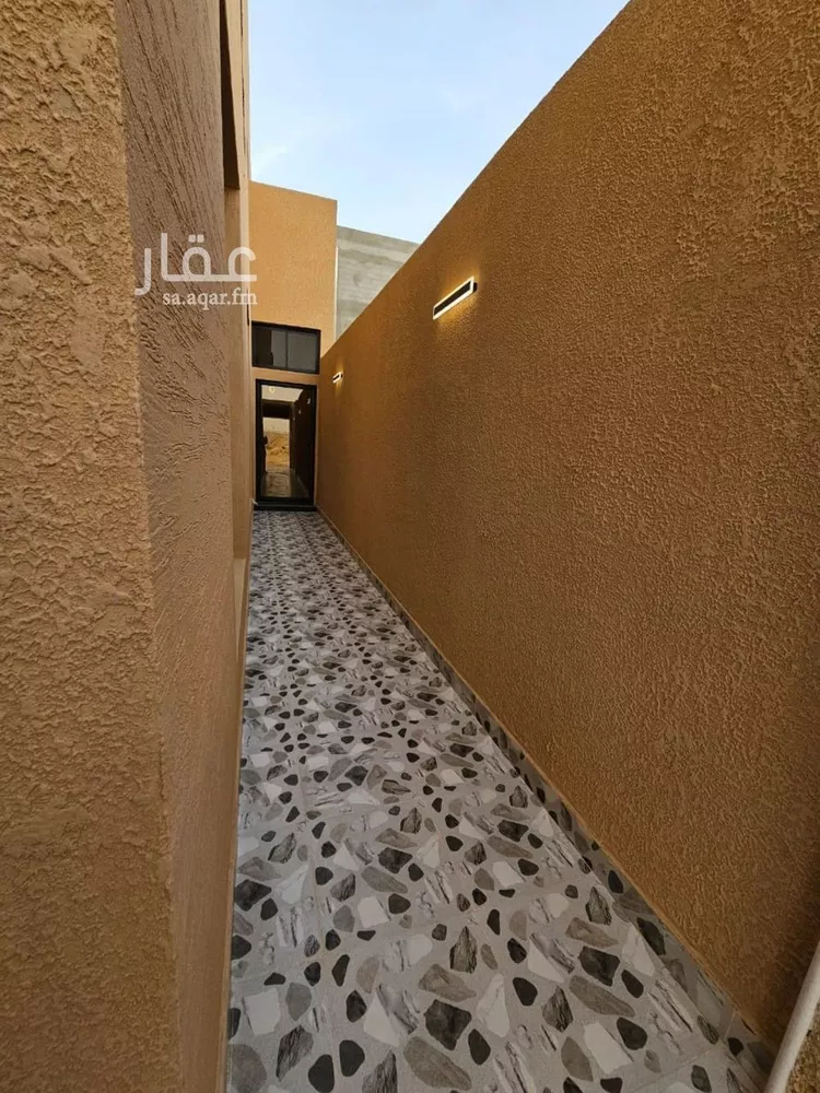 دور للبيع في شارع الحسين الحموي, حي طويق, مدينة الرياض, منطقة الرياض 12